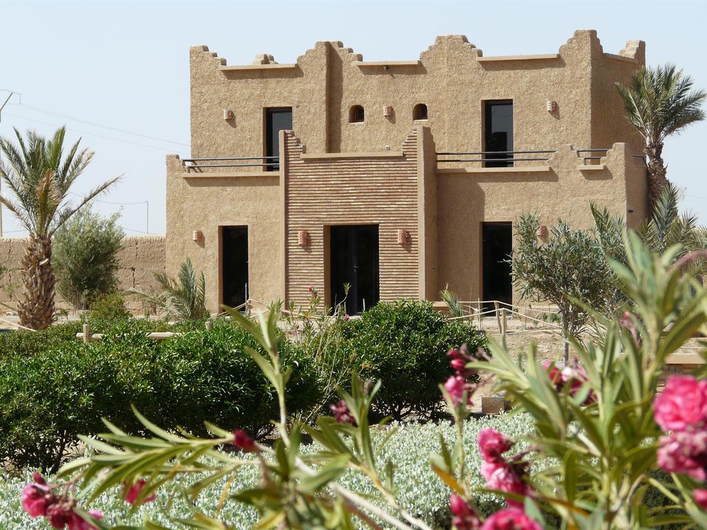 Tifina Caravanserail D'Arfoud Hotel Exterior foto